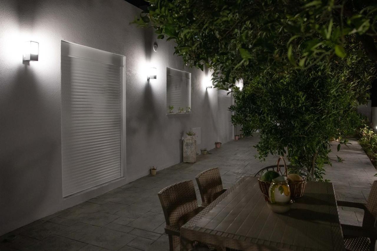 The Back Yard Apartment Kardamena  Exterior photo